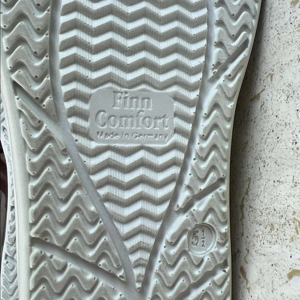 Finn Comfort Made in Germany Womens Ikebukuro Shoe - Words Bianco, Size 8 US - Picture 15 of 17